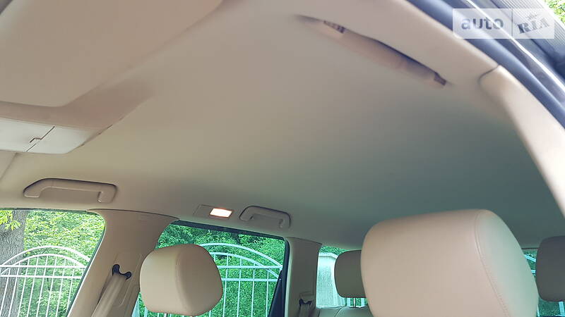 Позашляховик / Кросовер Volkswagen Touareg 2009 в Полтаві