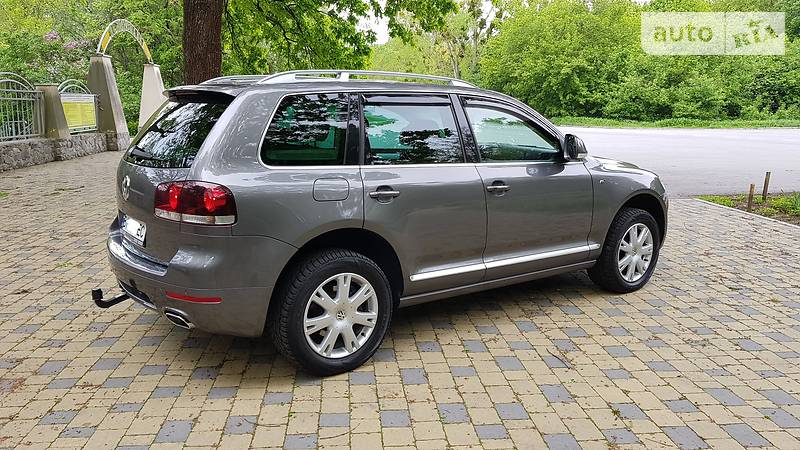 Позашляховик / Кросовер Volkswagen Touareg 2009 в Полтаві