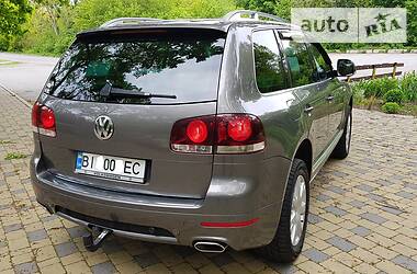 Позашляховик / Кросовер Volkswagen Touareg 2009 в 