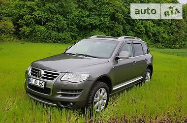 Позашляховик / Кросовер Volkswagen Touareg 2009 в 