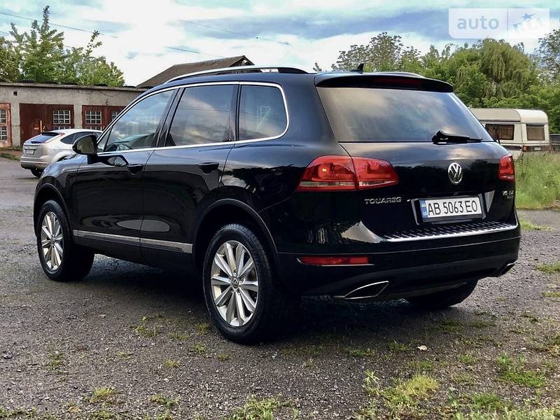 Позашляховик / Кросовер Volkswagen Touareg 2013 в Вінниці