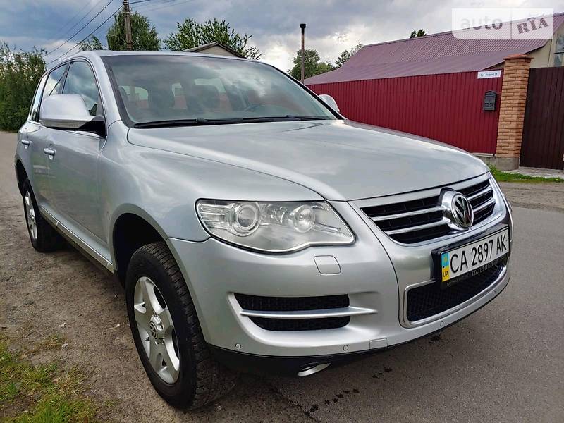 Позашляховик / Кросовер Volkswagen Touareg 2007 в Києві