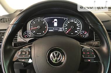 Позашляховик / Кросовер Volkswagen Touareg 2011 в 