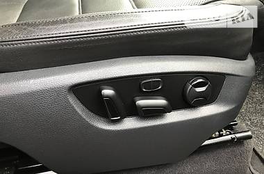 Позашляховик / Кросовер Volkswagen Touareg 2011 в 