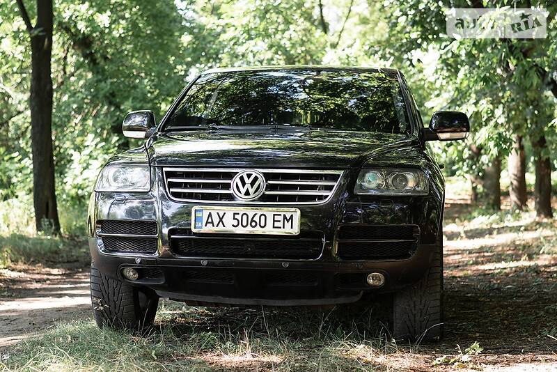 Позашляховик / Кросовер Volkswagen Touareg 2005 в Добропіллі