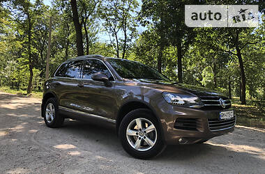 Универсал Volkswagen Touareg 2010 в Кропивницком