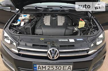 Внедорожник / Кроссовер Volkswagen Touareg 2013 в Житомире