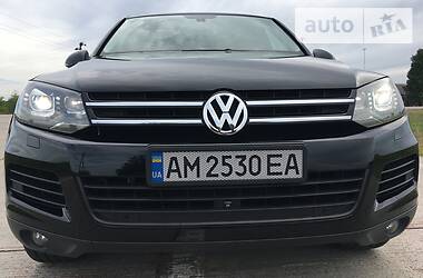 Внедорожник / Кроссовер Volkswagen Touareg 2013 в Житомире