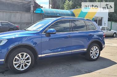 Внедорожник / Кроссовер Volkswagen Touareg 2015 в Харькове