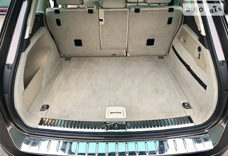 Внедорожник / Кроссовер Volkswagen Touareg 2011 в Киеве фото 2 Внедорожник / Кроссовер Volkswagen Touareg 2011 в Киеве