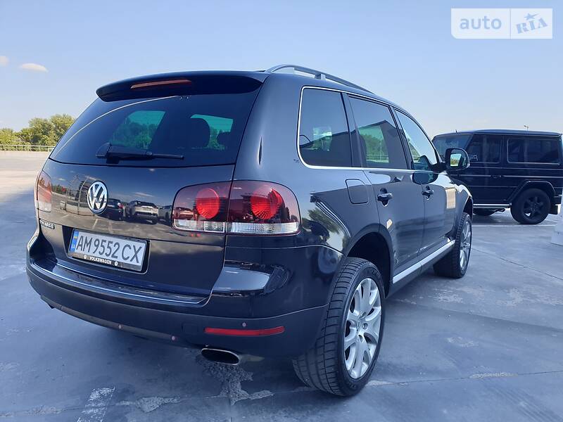 Позашляховик / Кросовер Volkswagen Touareg 2007 в Києві