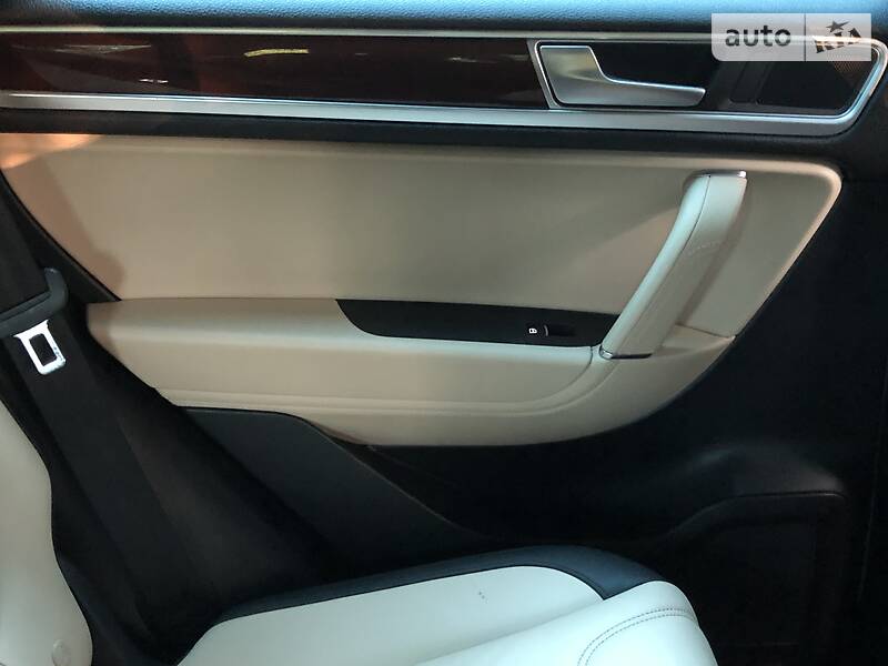 Позашляховик / Кросовер Volkswagen Touareg 2016 в Дрогобичі фото 144 Позашляховик / Кросовер Volkswagen Touareg 2016 в Дрогобичі