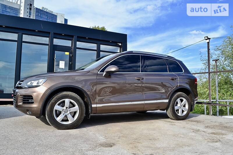 Позашляховик / Кросовер Volkswagen Touareg 2012 в Києві фото 12 Позашляховик / Кросовер Volkswagen Touareg 2012 в Києві