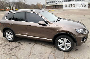 Позашляховик / Кросовер Volkswagen Touareg 2013 в Кропивницькому