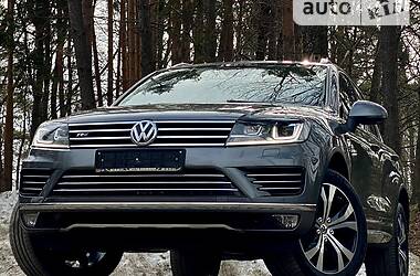 Внедорожник / Кроссовер Volkswagen Touareg 2017 в Дрогобыче