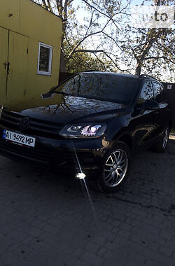 Внедорожник / Кроссовер Volkswagen Touareg 2012 в Первомайске