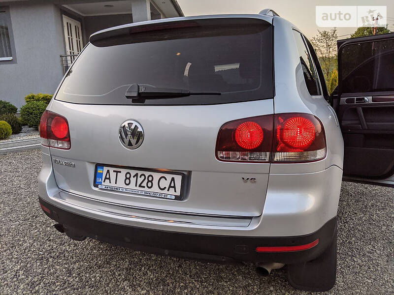 Позашляховик / Кросовер Volkswagen Touareg 2008 в Косові