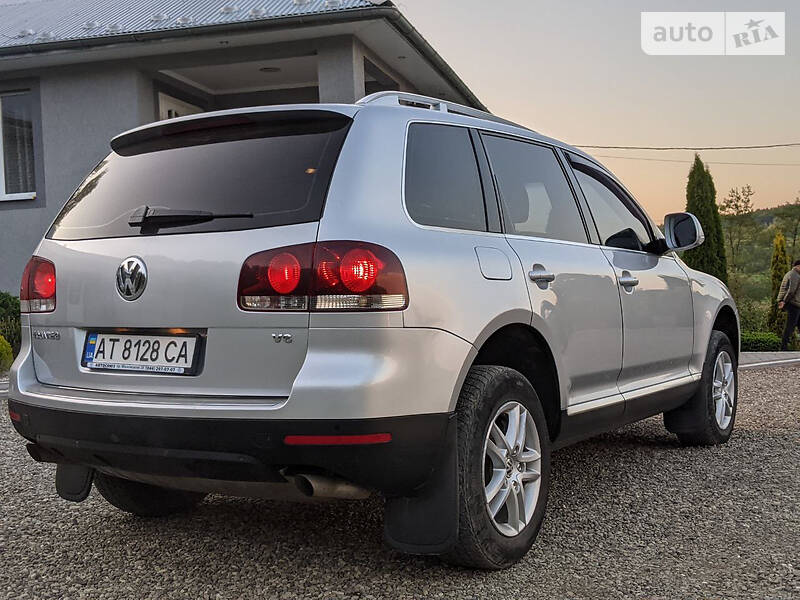 Позашляховик / Кросовер Volkswagen Touareg 2008 в Косові