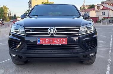 Внедорожник / Кроссовер Volkswagen Touareg 2016 в Тернополе