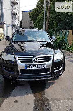 Позашляховик / Кросовер Volkswagen Touareg 2008 в Вінниці