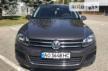 Позашляховик / Кросовер Volkswagen Touareg 2011 в Мукачевому