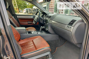 Внедорожник / Кроссовер Volkswagen Touareg 2008 в Николаеве