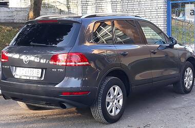 Позашляховик / Кросовер Volkswagen Touareg 2011 в Львові