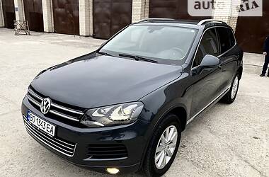 Позашляховик / Кросовер Volkswagen Touareg 2012 в Нетішині