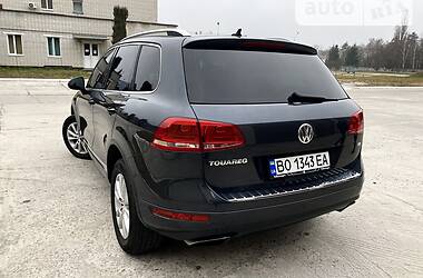 Внедорожник / Кроссовер Volkswagen Touareg 2012 в Нетешине