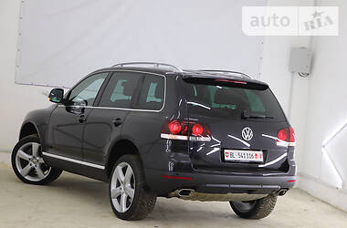 Внедорожник / Кроссовер Volkswagen Touareg 2009 в Трускавце