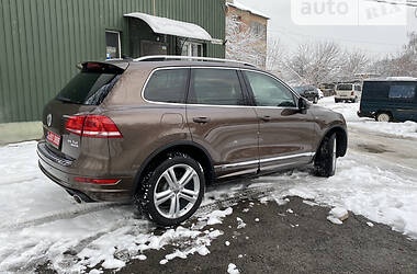 Внедорожник / Кроссовер Volkswagen Touareg 2013 в Ивано-Франковске