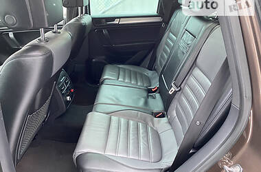 Внедорожник / Кроссовер Volkswagen Touareg 2013 в Ивано-Франковске