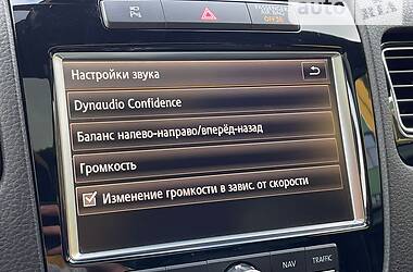 Внедорожник / Кроссовер Volkswagen Touareg 2013 в Ровно