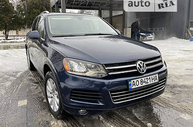 Внедорожник / Кроссовер Volkswagen Touareg 2010 в Ужгороде