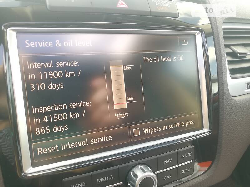 Внедорожник / Кроссовер Volkswagen Touareg 2011 в Львове