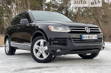 Внедорожник / Кроссовер Volkswagen Touareg 2012 в Мукачево