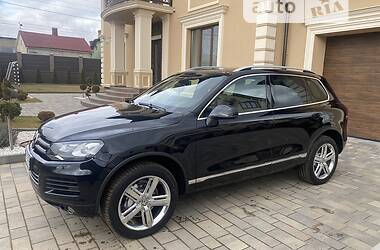 Универсал Volkswagen Touareg 2013 в Черновцах