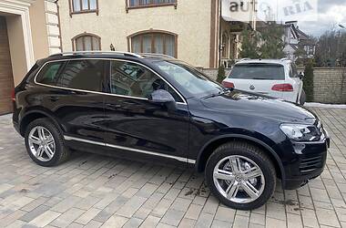 Универсал Volkswagen Touareg 2013 в Черновцах