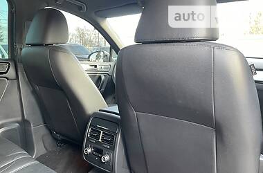 Позашляховик / Кросовер Volkswagen Touareg 2014 в Тернополі