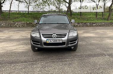 Внедорожник / Кроссовер Volkswagen Touareg 2007 в Корсуне-Шевченковском