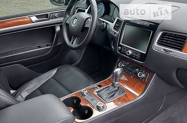 Внедорожник / Кроссовер Volkswagen Touareg 2010 в Тернополе