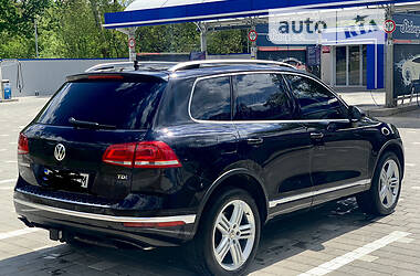 Позашляховик / Кросовер Volkswagen Touareg 2014 в Черкасах