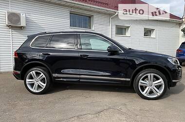 Внедорожник / Кроссовер Volkswagen Touareg 2018 в Киеве