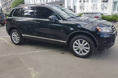 Внедорожник / Кроссовер Volkswagen Touareg 2013 в Броварах