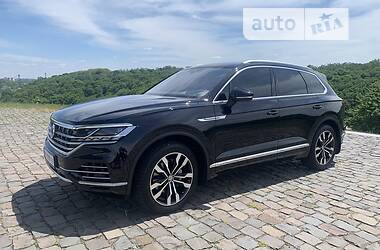 Внедорожник / Кроссовер Volkswagen Touareg 2018 в Житомире