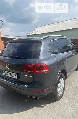 Позашляховик / Кросовер Volkswagen Touareg 2013 в Кременці