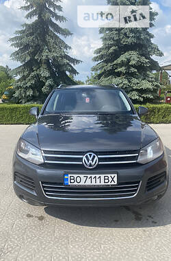 Позашляховик / Кросовер Volkswagen Touareg 2013 в Кременці