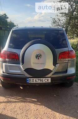 Внедорожник / Кроссовер Volkswagen Touareg 2005 в Житомире