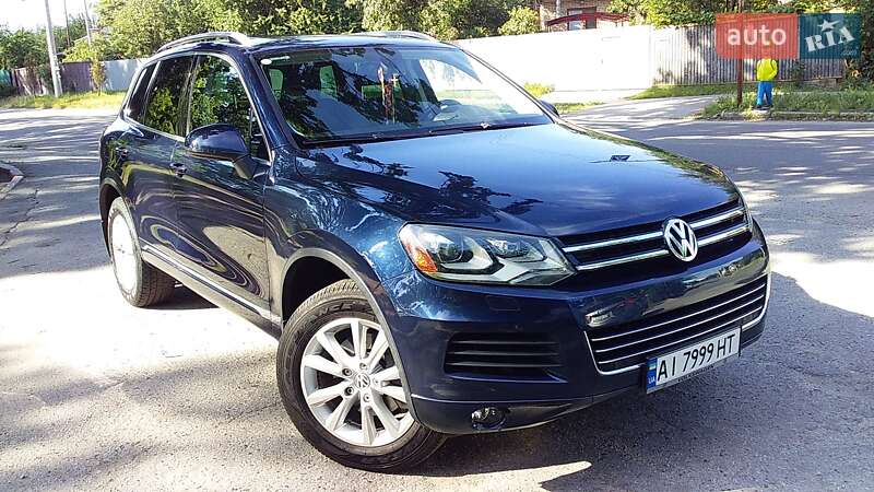 Внедорожник / Кроссовер Volkswagen Touareg 2013 в Боярке