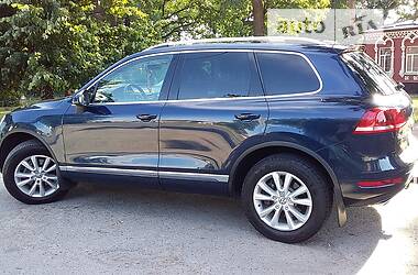 Внедорожник / Кроссовер Volkswagen Touareg 2013 в Боярке